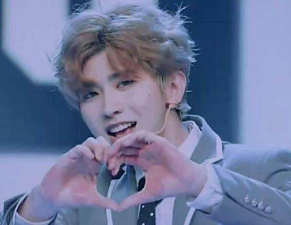 蔡徐坤每日吃瓜,娱乐圈新鲜事盘点